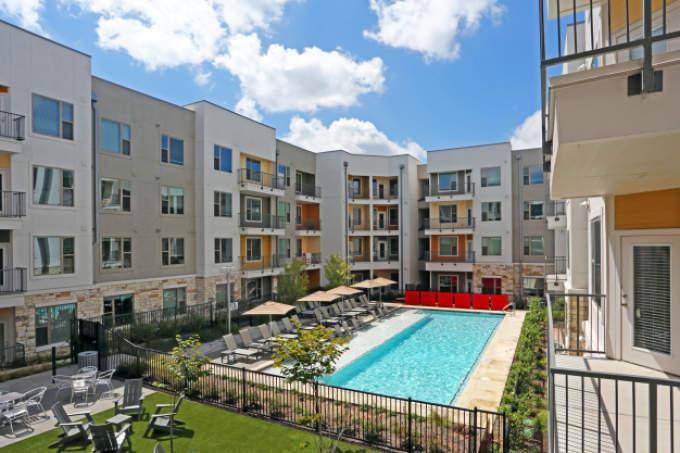 Apartment for rent at 1700 E 4th St #2018, Austin, TX 78702