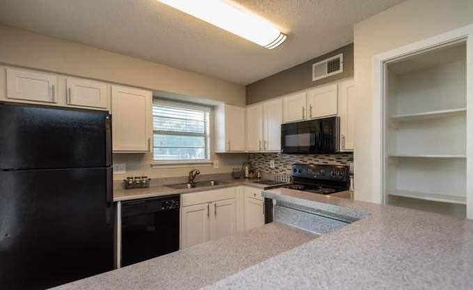 Apartment for rent at 1811 Frankford Rd E #1121, Carrollton, TX 75007