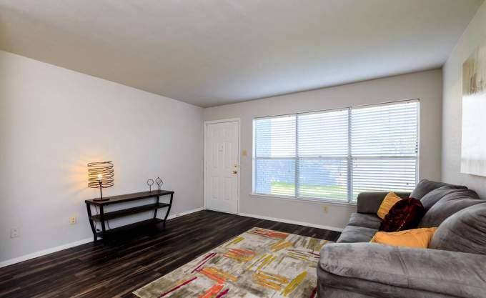 Apartment for rent at 700 W Plano Parkway #1121, Plano, TX 75075