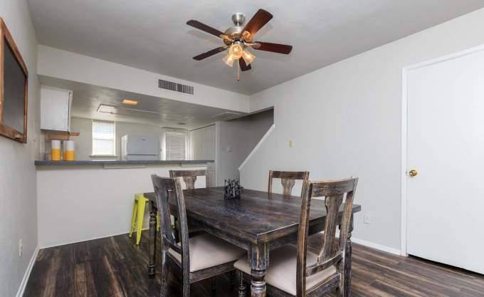 Apartment for rent at 700 W Plano Parkway #1121, Plano, TX 75075