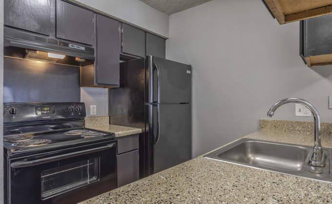 Apartment for rent at 4420 Saturn Rd #1121, Garland, TX 75041