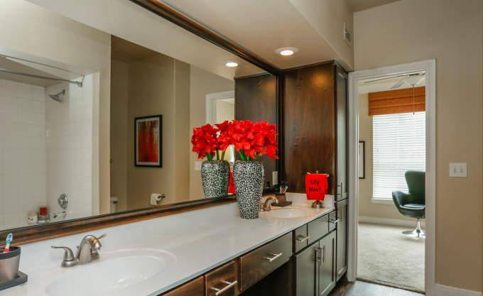 Apartment for rent at 2828 Hayes Rd #2047, Houston, TX 77082