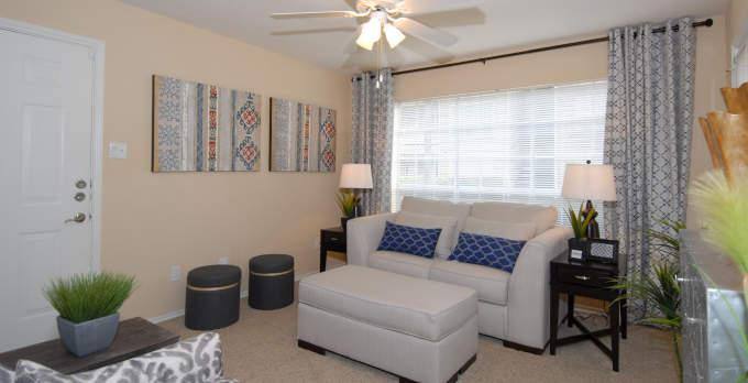 Apartment for rent at 13555 Breton Ridge St #2047, Houston, TX 77070