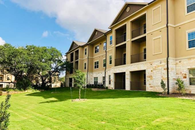 Apartment for rent at 2401 W Pflugerville Parkway #1018, Round Rock, TX 78664