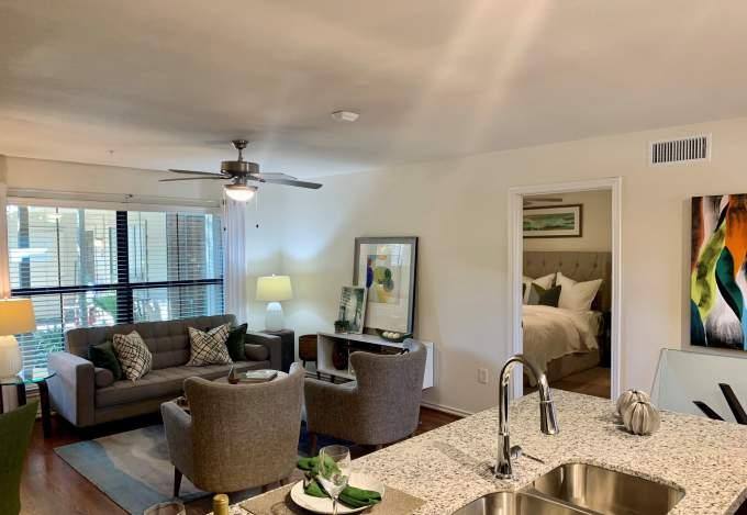 Apartment for rent at 3000 Greenridge Dr #2047, Houston, TX 77057