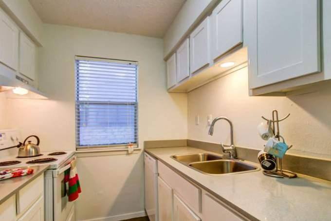 Apartment for rent at 3524 Greystone Dr #1018, Austin, TX 78731