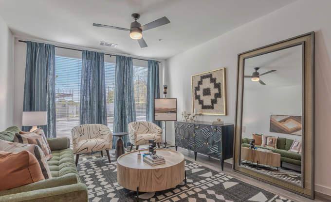 Apartment for rent at 200 W Commerce St #2121, Dallas, TX 75208