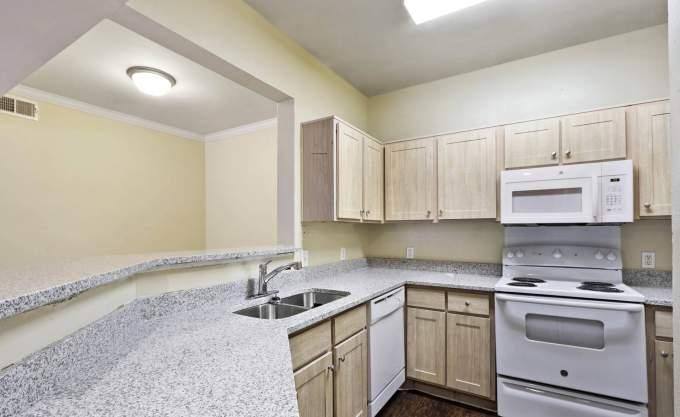 Apartment for rent at 500 W Airtex Blvd #2047, Houston, TX 77090