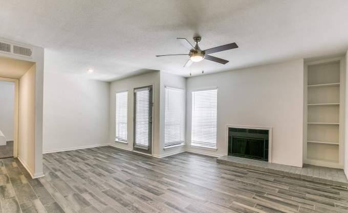 Apartment for rent at 6830 Champions Plaza Dr #2047, Houston, TX 77069