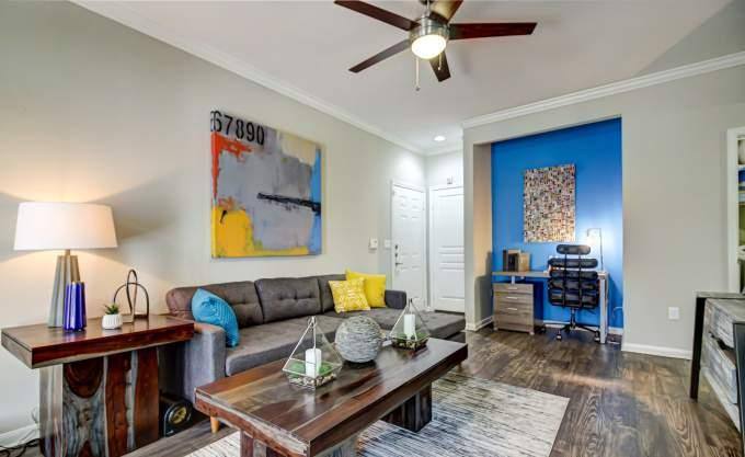Apartment for rent at 2500 Woodland Park Dr #3047, Houston, TX 77077
