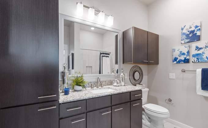 Apartment for rent at 122 Lakeview Way #174, Katy, TX 77494