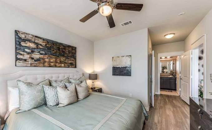 Apartment for rent at 18833 Town Ridge Lane #174, Webster, TX 77598