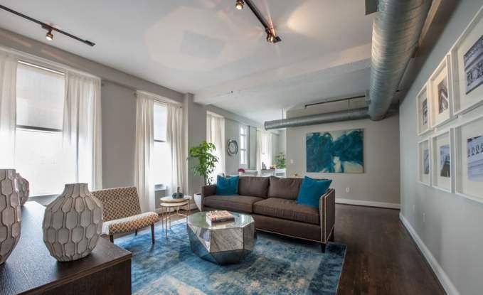 Apartment for rent at 909 Texas Ave #174, Houston, TX 77002