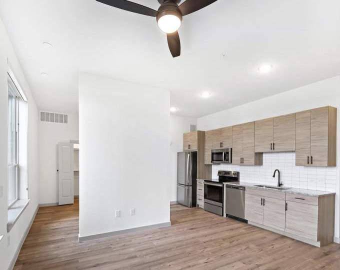 Apartment for rent at 1111 Shepherd Dr #174, Houston, TX 77007