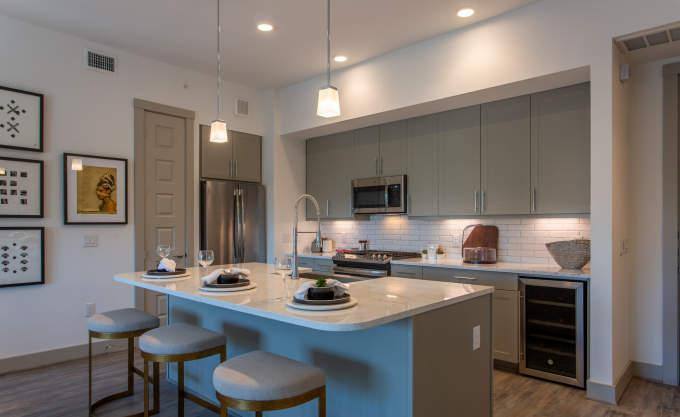 Apartment for rent at 515 W 20th St #1174, Houston, TX 77008