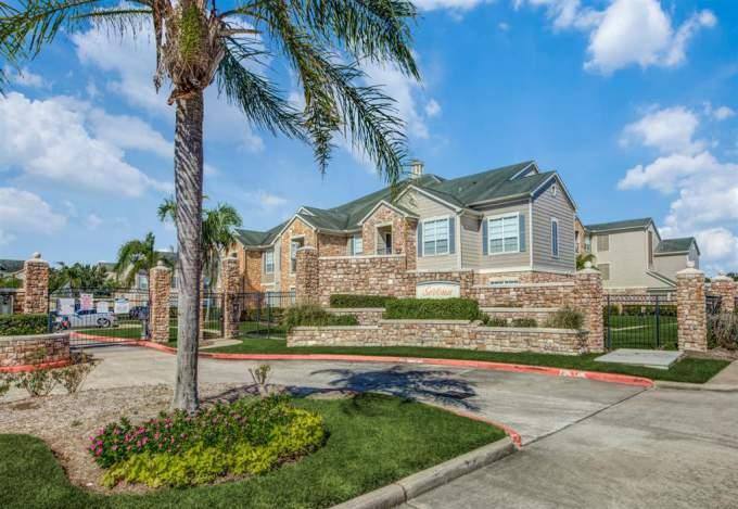 Apartment for rent at 2800 Tranquility Lakes Blvd #1174, Pearland, TX 77584