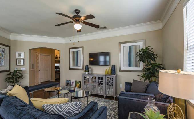 Apartment for rent at 12400 Shadow Creek Parkway #1174, Pearland, TX 77584