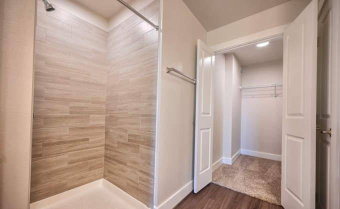 Apartment for rent at 16432 Chimney Rock Rd #1174, Houston, TX 77053