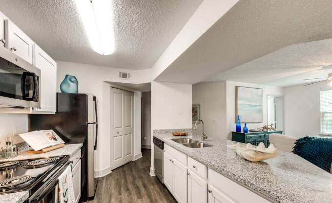 Apartment for rent at 901 Farm To Market 517 Rd W #2174, Dickinson, TX 77539