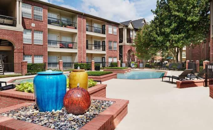 Apartment for rent at 9850 Richmond Ave #2174, Houston, TX 77042
