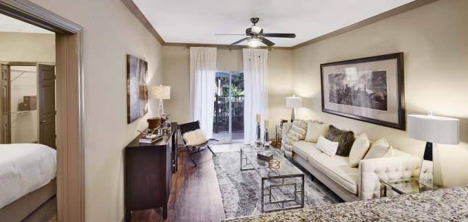 Apartment for rent at 2303 Louisiana St #2174, Houston, TX 77006