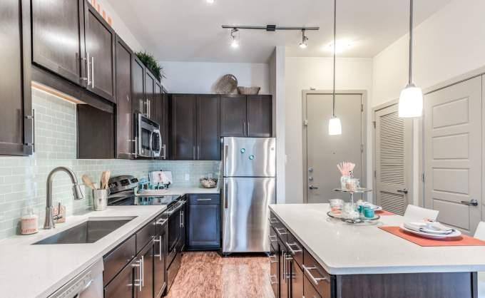 Apartment for rent at 4040 Koehler St #2174, Houston, TX 77007