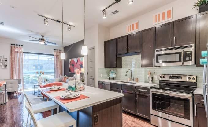 Apartment for rent at 4040 Koehler St #2174, Houston, TX 77007