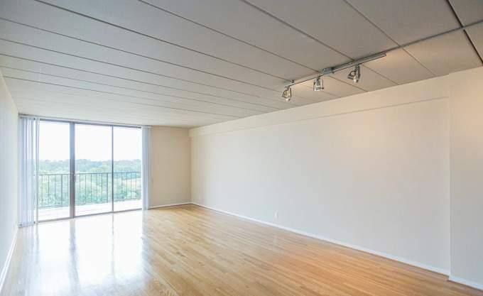 Apartment for rent at 5400 Memorial Dr #2174, Houston, TX 77007