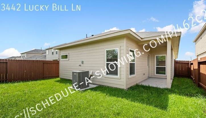 House for rent at 13424 Lucky Bill Lane, Houston, TX 77048
