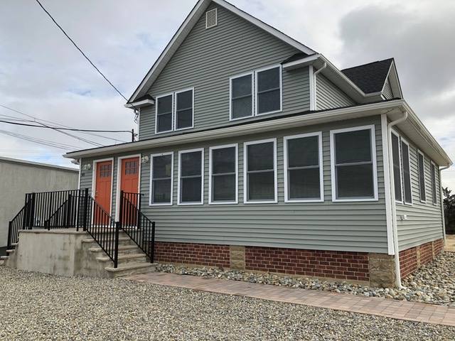 Townhouse for rent at 48 Flint Rd, Toms River, NJ 08757
