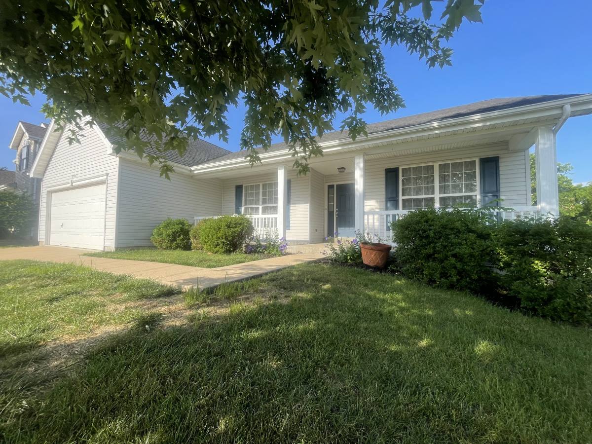 House for rent at 5526 Ashboro Dr, Saint Charles, MO 63304