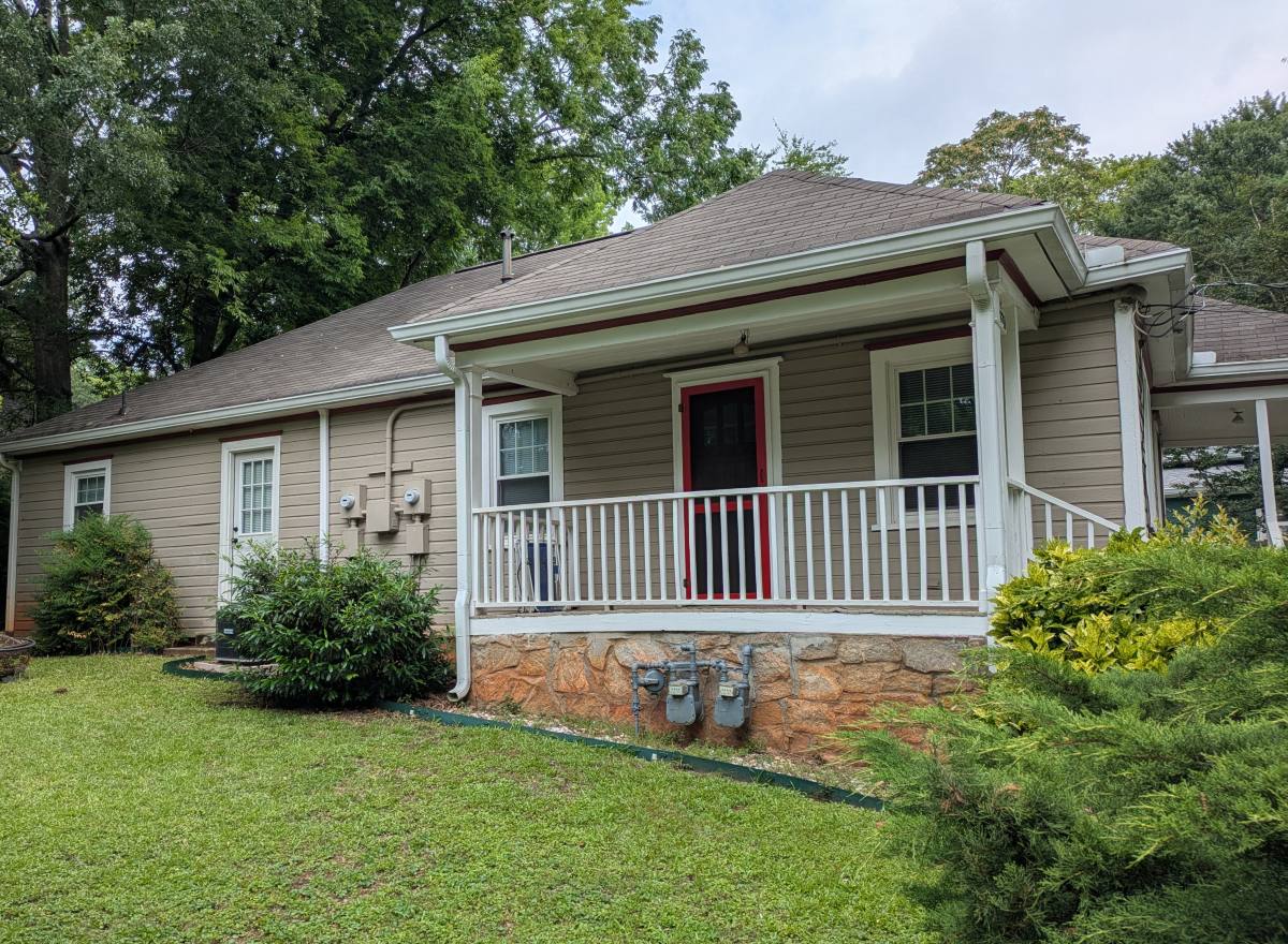 Apartment for rent at 733 Augusta Place SE, Atlanta, GA 30315