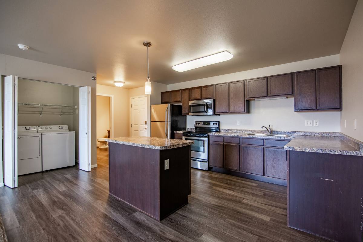 Apartment for rent at Creekside at Osgood, 4850 46th St S, Fargo, ND 58104
