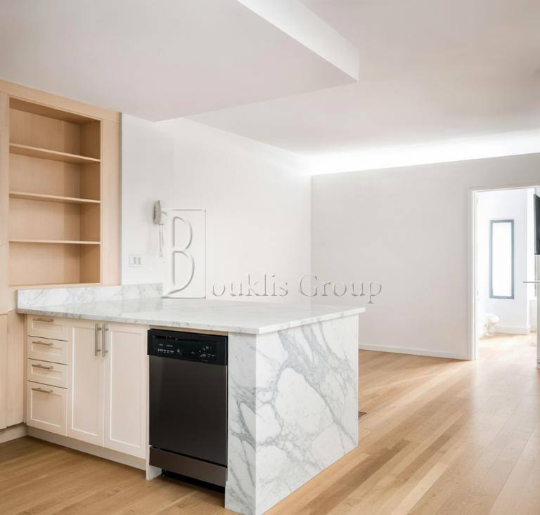 Apartment for rent at 110 Pearl St #10R, New York, NY 10005