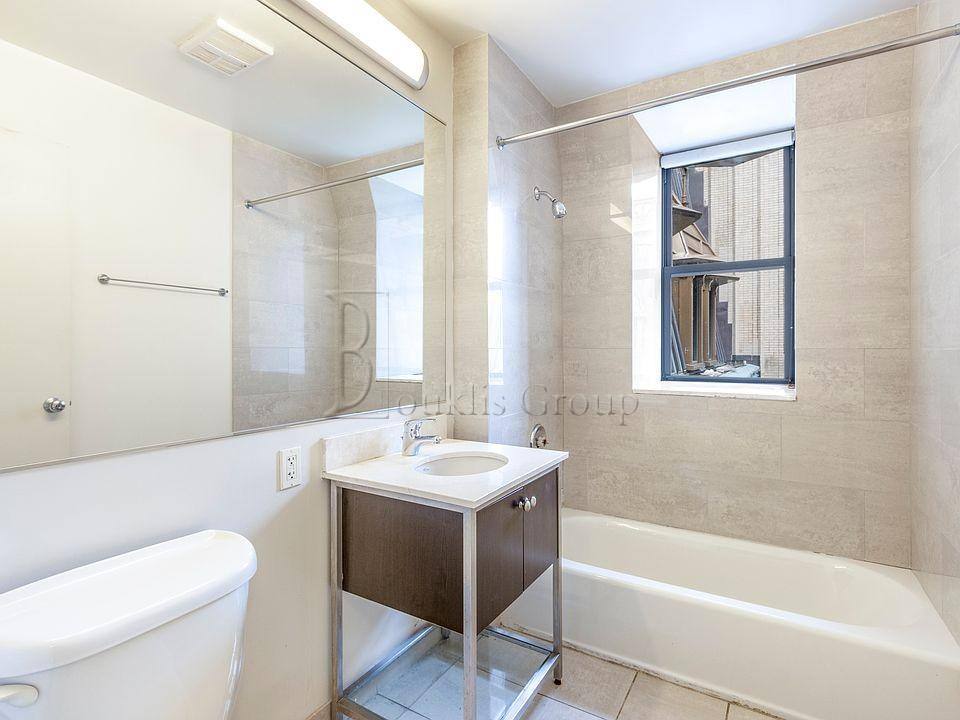 Apartment for rent at 90 W St #24N, New York, NY 10006