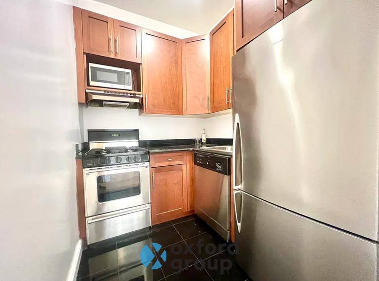 Apartment for rent at 129 E 29th St #3R, New York, NY 10016