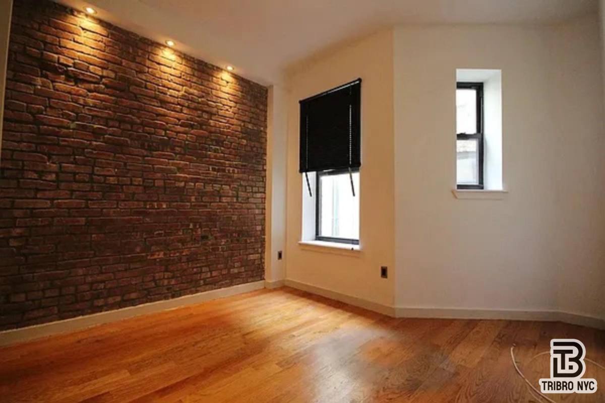 Apartment for rent at 977 Jefferson Ave #1S, Brooklyn, NY 11221