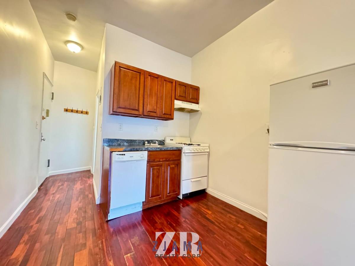 Apartment for rent at 647 Prospect Place #9, Brooklyn, NY 11216