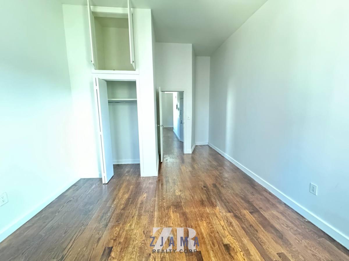 Apartment for rent at 886 Franklin Ave #2R, Brooklyn, NY 11225