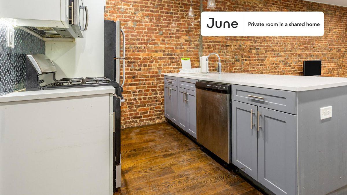 Apartment for rent at 1131 Broadway, Brooklyn, NY 11221