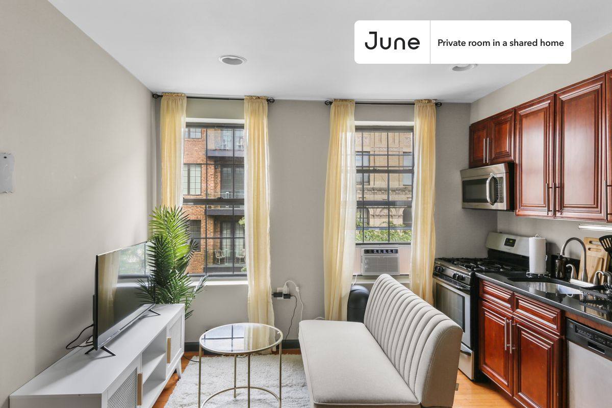 Apartment for rent at 226 E 7th St, New York, NY 10009