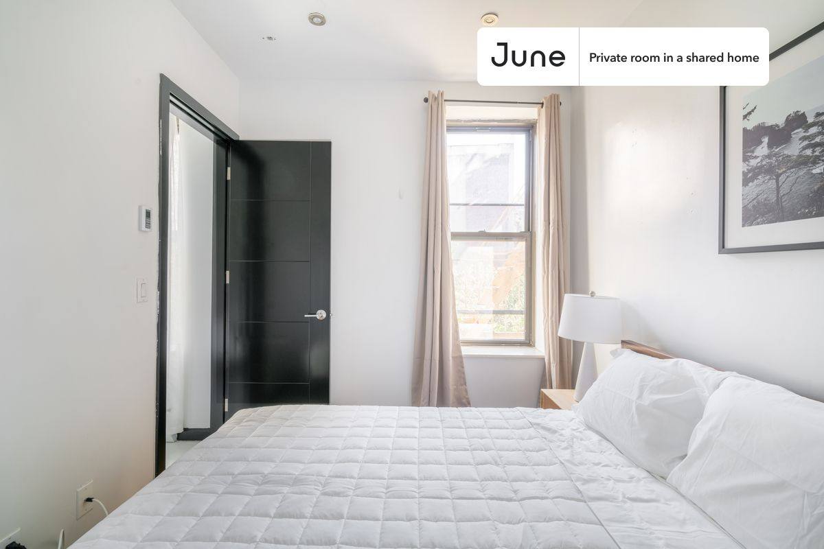 Apartment for rent at 961 Columbus Ave, New York, NY 10025