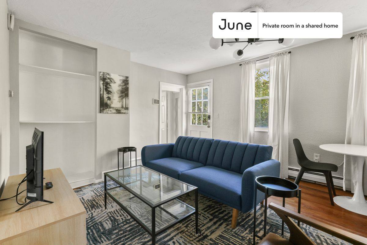 Apartment for rent at 14-18 Bacon St #A, Newton, MA 02458