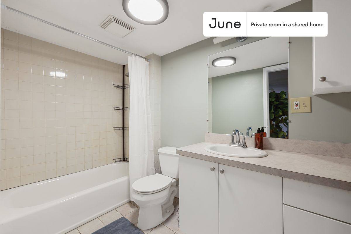 Apartment for rent at 14-18 Bacon St #A, Newton, MA 02458