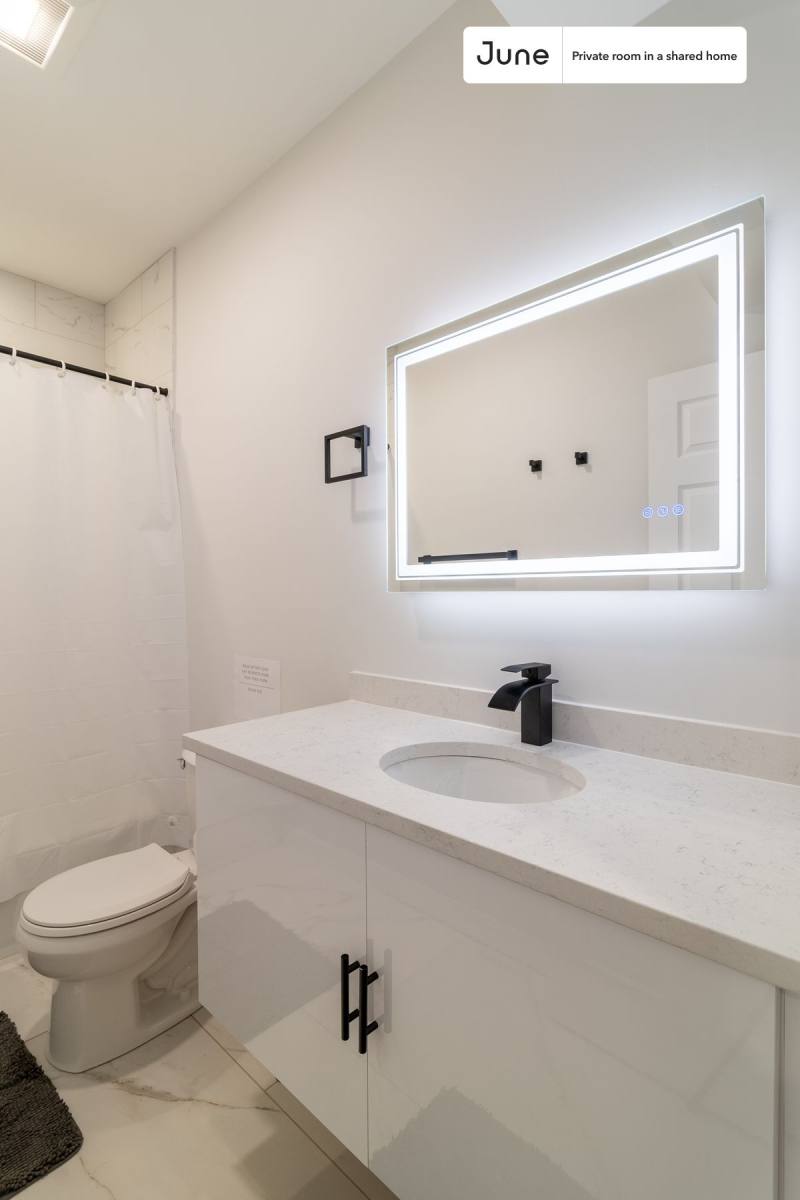 Apartment for rent at 90 Mount Vernon St #B, Dorchester, MA 02125