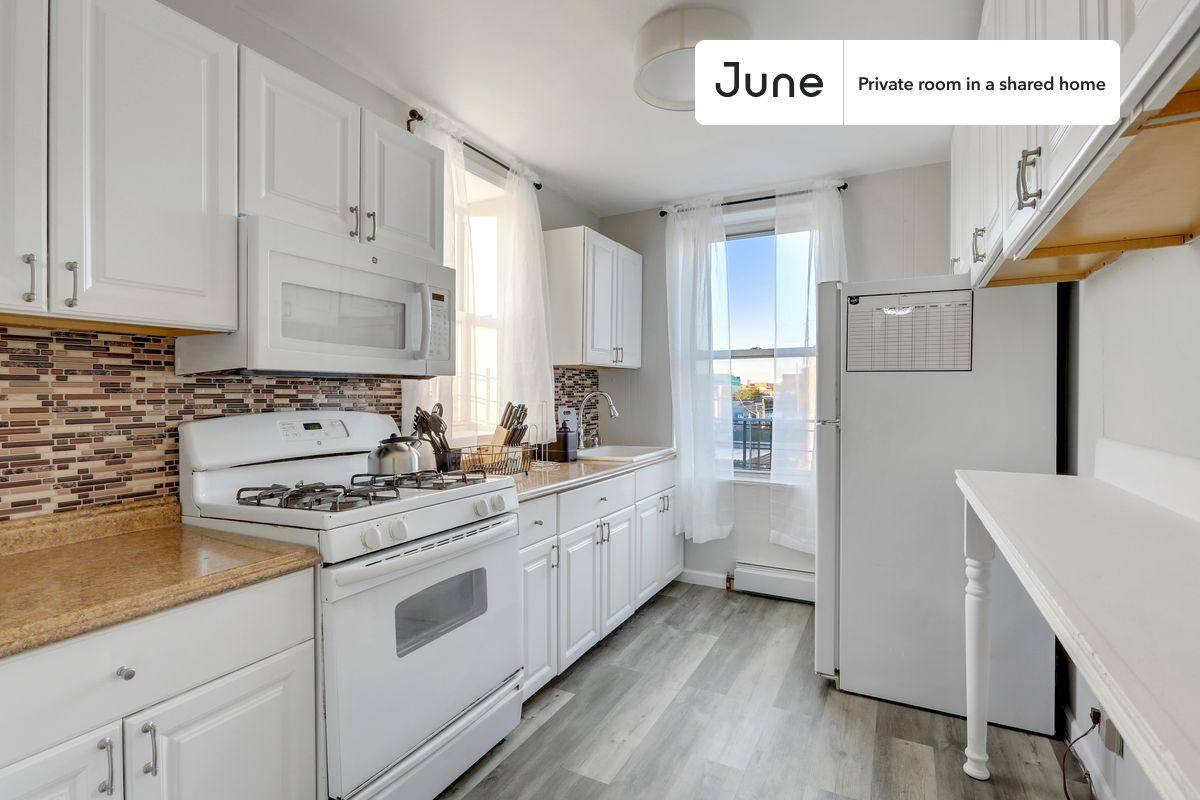 Apartment for rent at 13 Charlotte St #C, Ridgewood, NY 11385