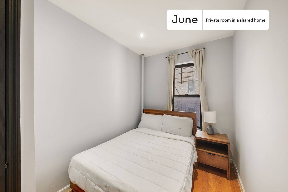 Apartment for rent at 225 W 109th St #A, New York, NY 10025