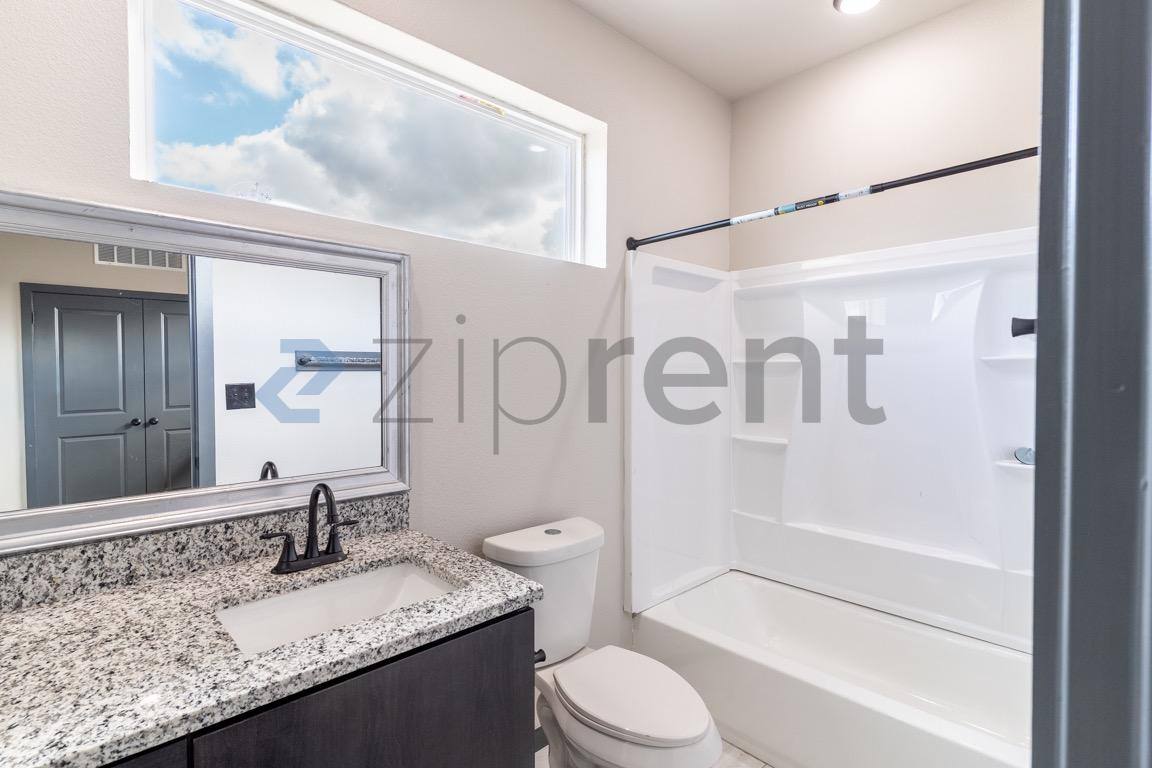 House for rent at 1008 York Ave #A, Killeen, TX 76541