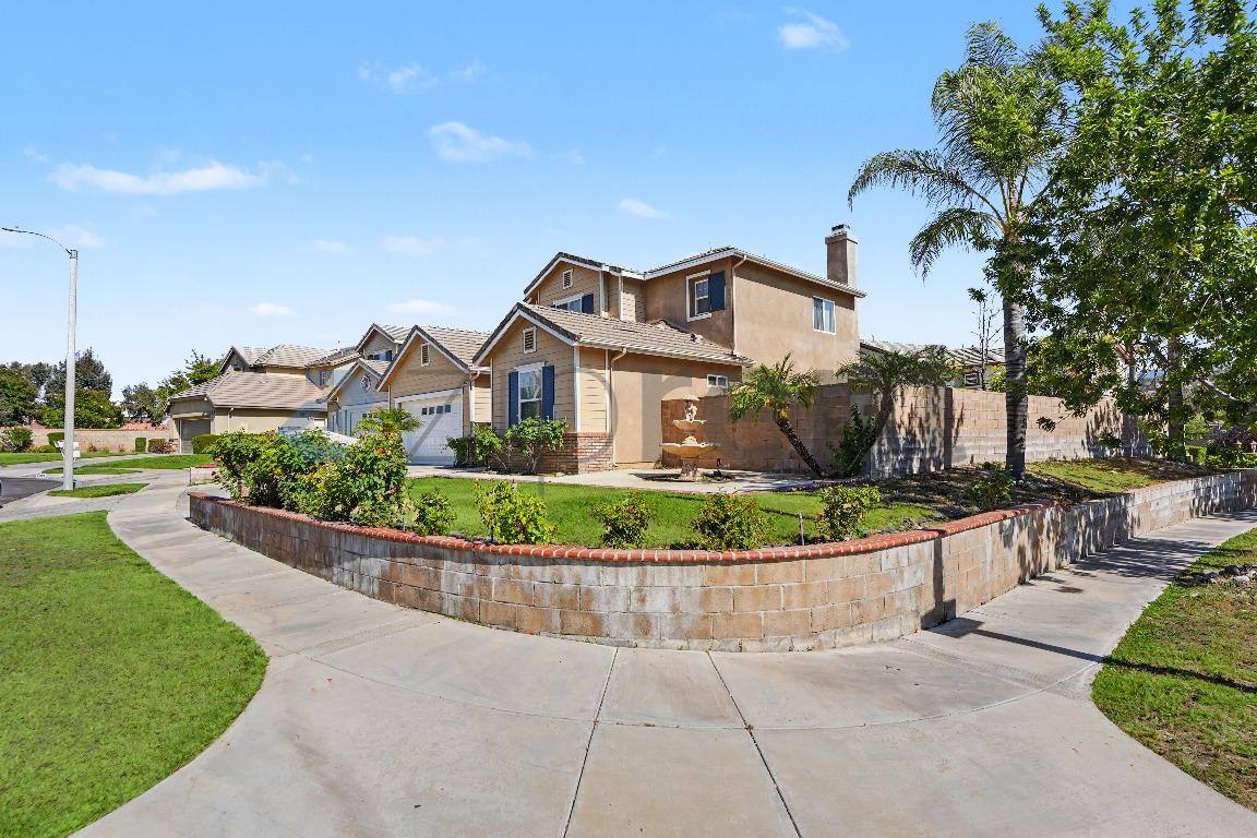 House for rent at 25014 Oliver Way, Stevenson Ranch, CA 91381