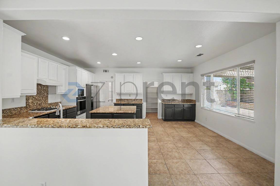 House for rent at 25014 Oliver Way, Stevenson Ranch, CA 91381